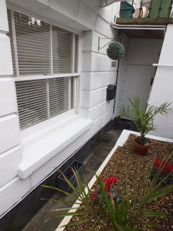 דירות רויאל טונבריג' וולס Garden Flat חדר תמונה